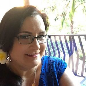 Meet your Posher, Liz